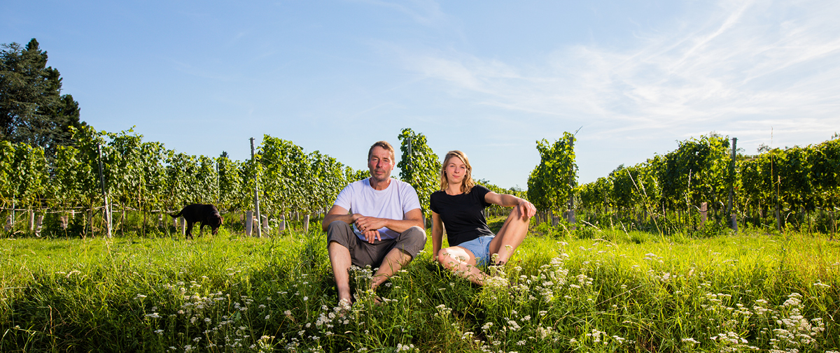 Nikolaus und Kathi Moser im Weingarten